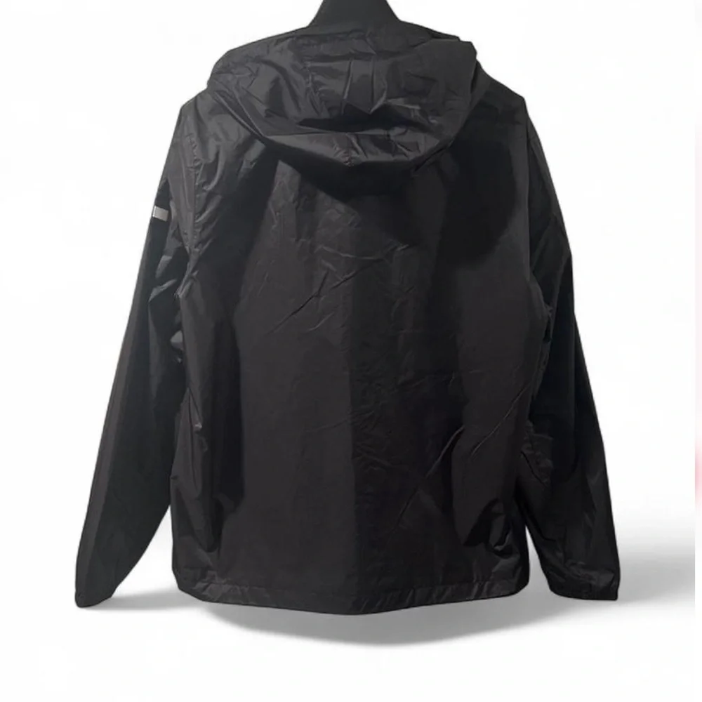 Tommy Hilfiger Black Hooded Rain Jacket/Windbreaker Size Men’s Large (NWT)
